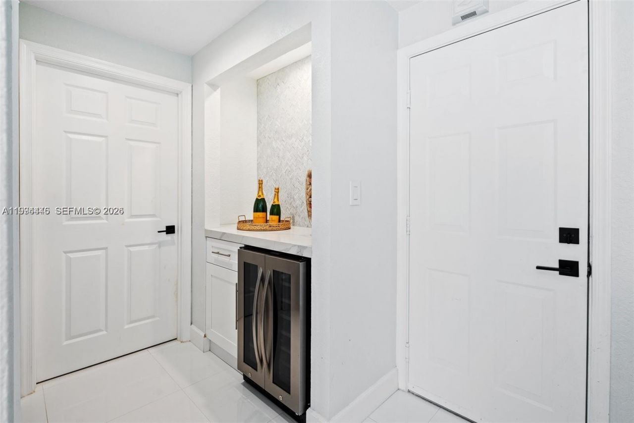 18755 SW 27th Ct , Unit none, Miramar, FL 33029 Photo