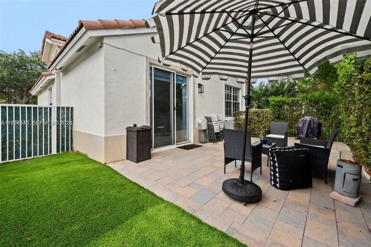 18755 SW 27th Ct , Unit none, Miramar, FL 33029 Photo