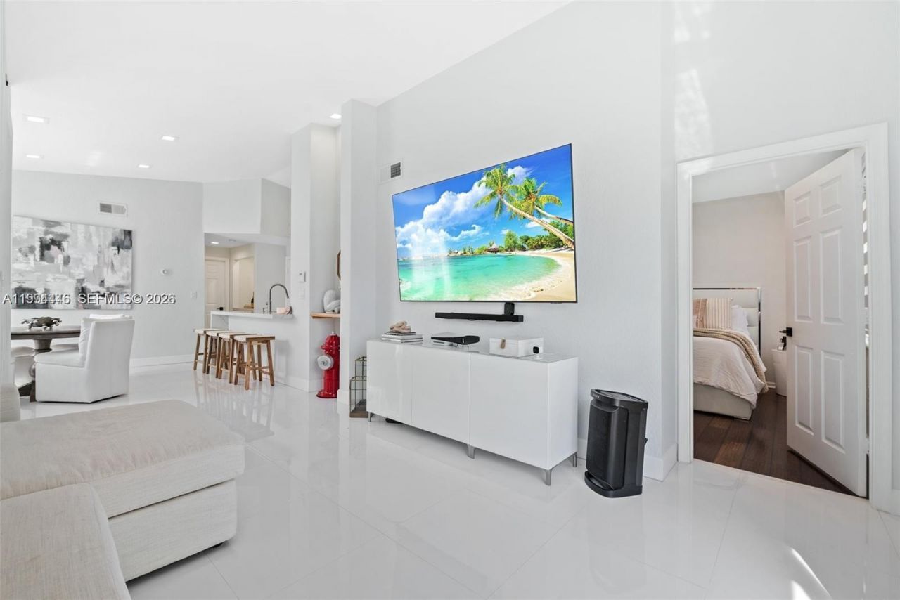 18755 SW 27th Ct , Unit none, Miramar, FL 33029 Photo