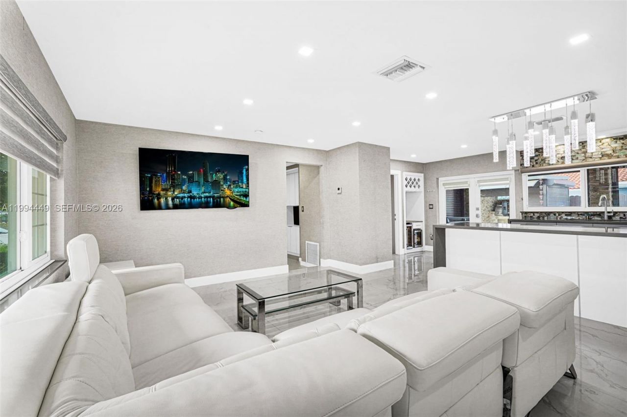 4225 SW 133rd Ct , Miami, FL 33175 Photo