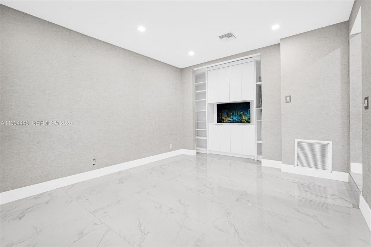 4225 SW 133rd Ct , Miami, FL 33175 Photo