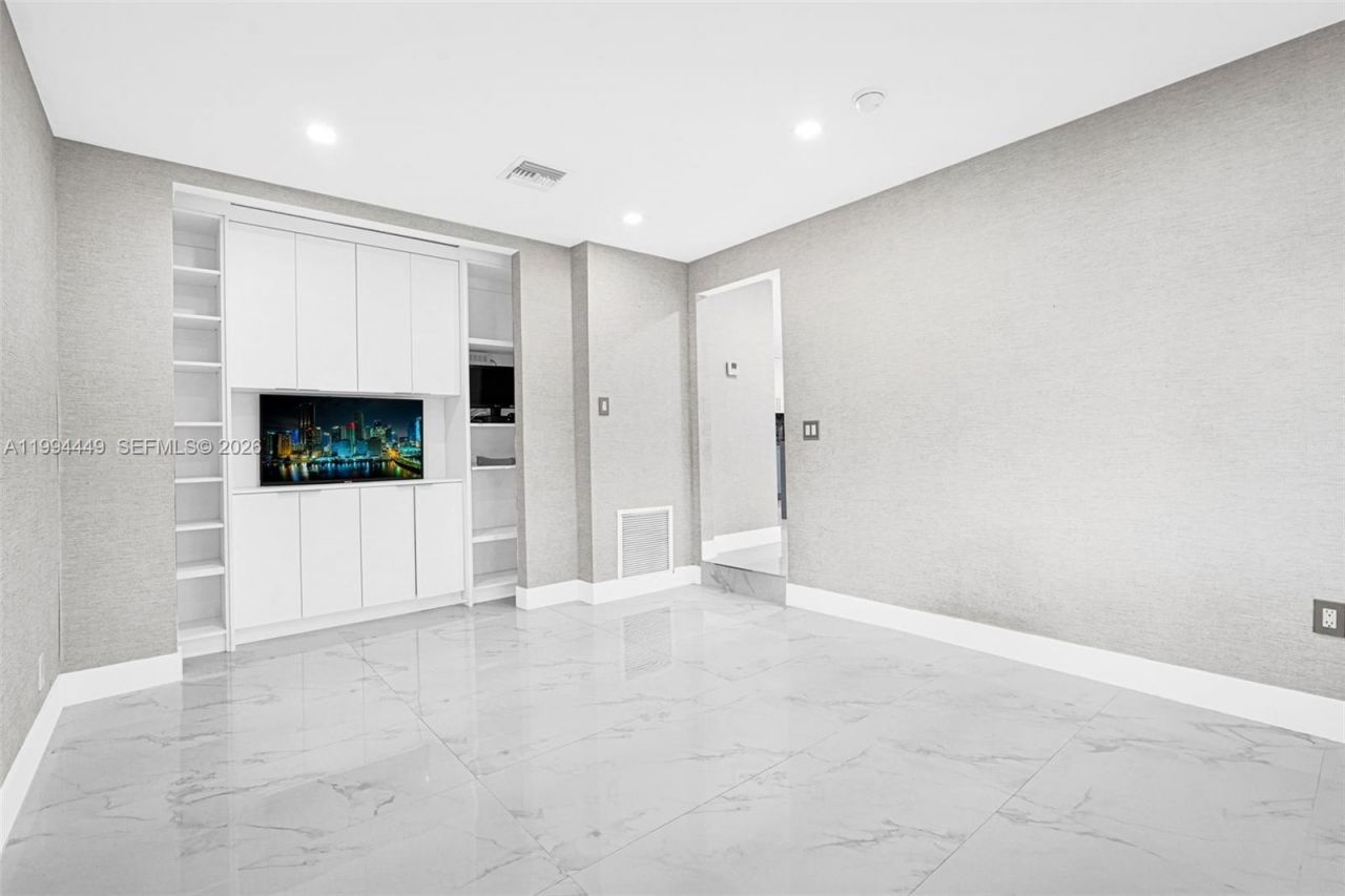 4225 SW 133rd Ct , Miami, FL 33175 Photo