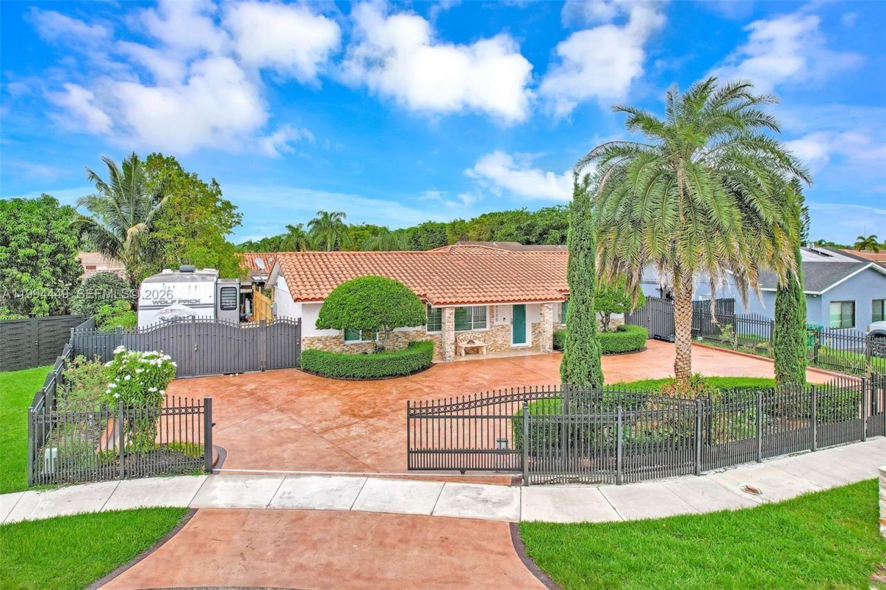 4225 SW 133rd Ct , Miami, FL 33175 Photo