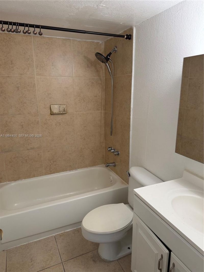 1805 Sans Souci Blvd , Unit 413, North Miami, FL 33181 Photo