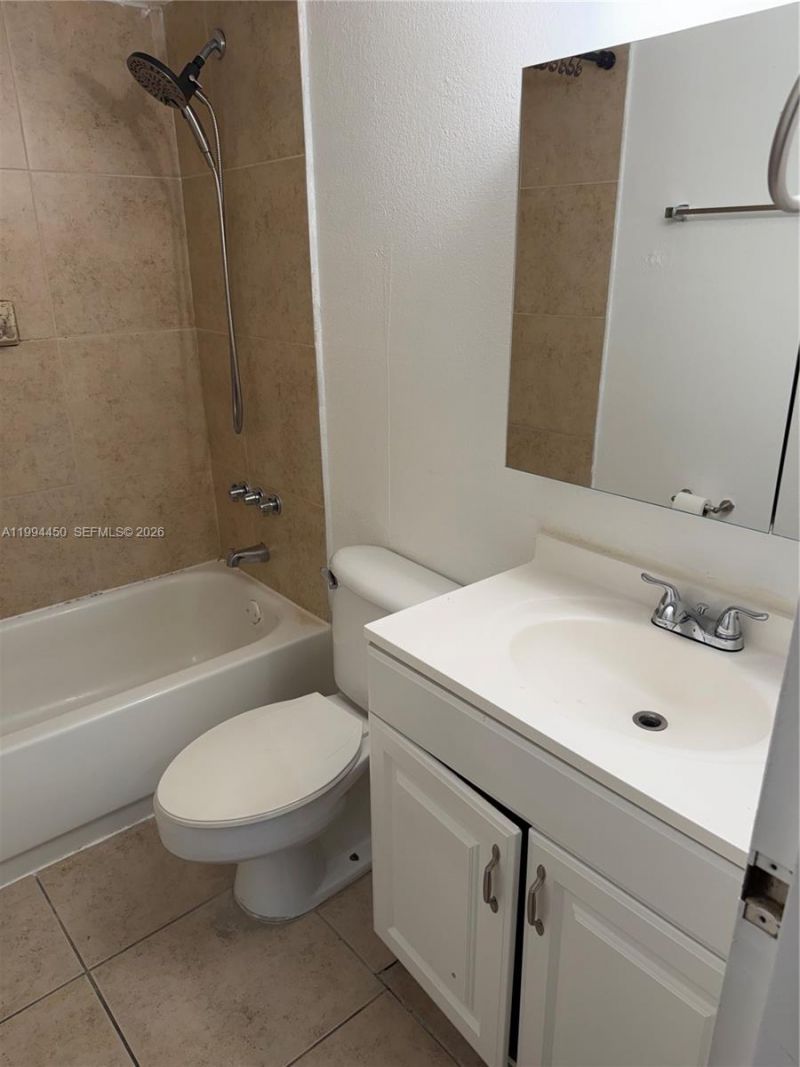 1805 Sans Souci Blvd , Unit 413, North Miami, FL 33181 Photo