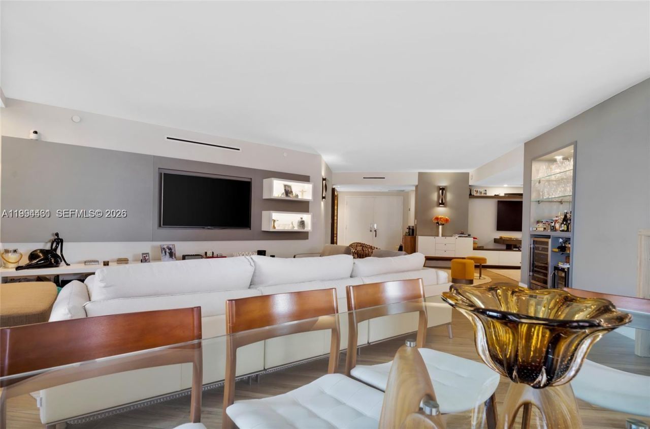 1581 Brickell Ave, Unit 506, Miami, FL 33129 Photo