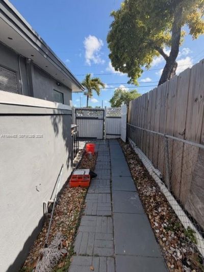 5693 Fletcher St , Unit 1-2, Hollywood, FL 33023 Photo