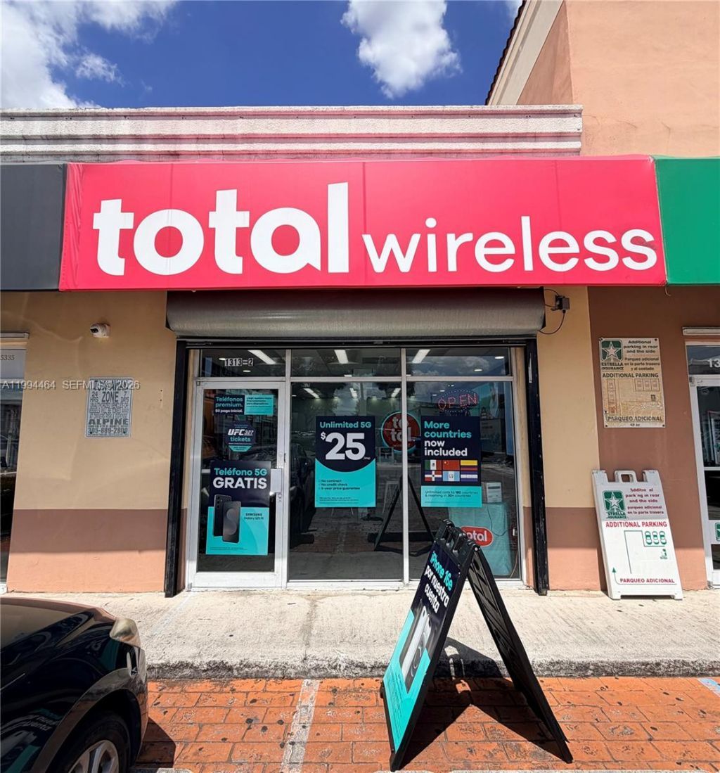 Confidential, Hialeah, FL 00000 Photo
