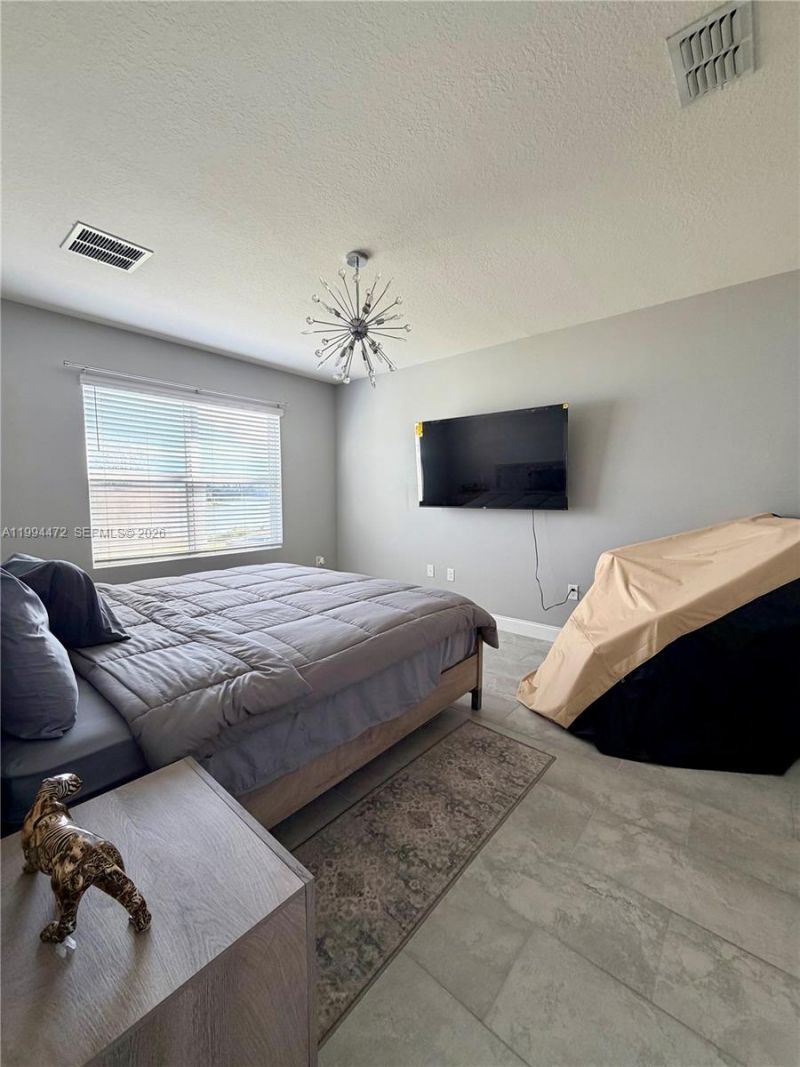 8649 Cobblestone Dr , Unit 8649, Fort Pierce, FL 34945 Photo