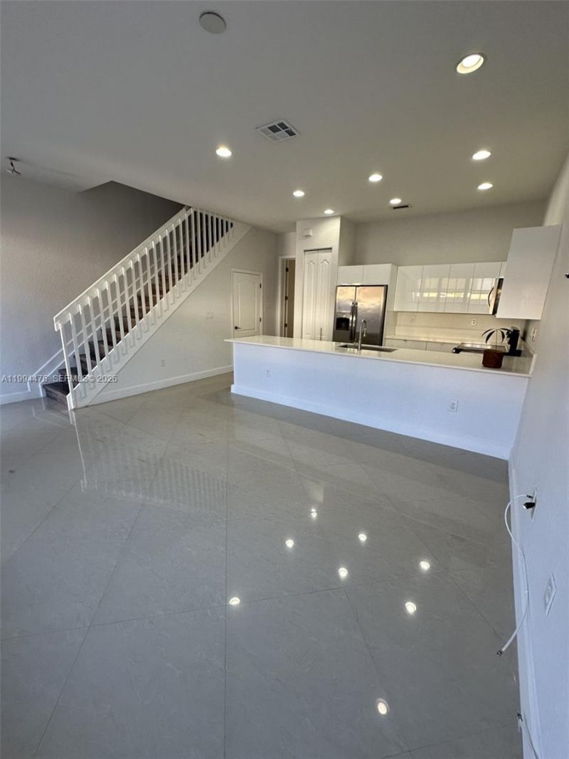 14623 SW 7th St , Unit 4-12, Pembroke Pines, FL 33027 Photo