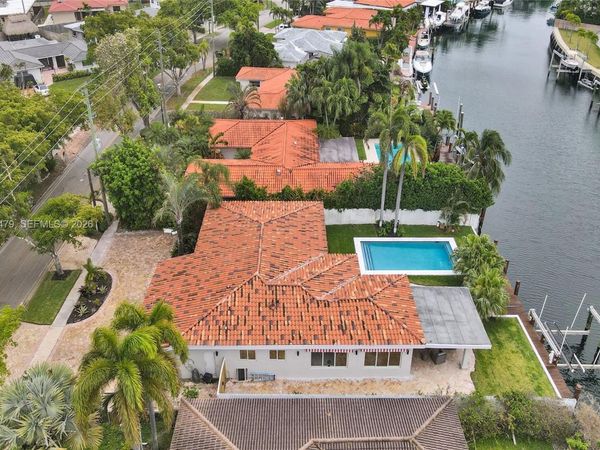 12478 N Bayshore Dr, North Miami, FL 33181