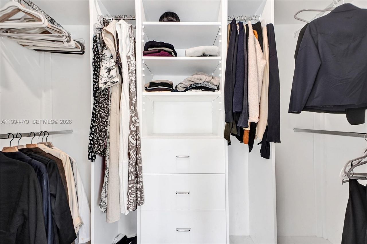 12478 N Bayshore Dr, North Miami, FL 33181 Photo