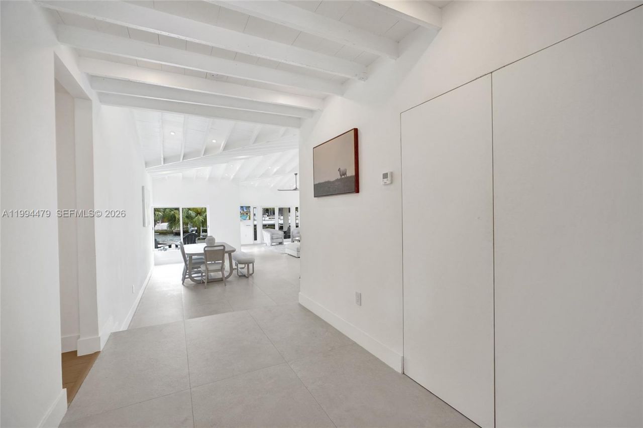 12478 N Bayshore Dr, North Miami, FL 33181 Photo