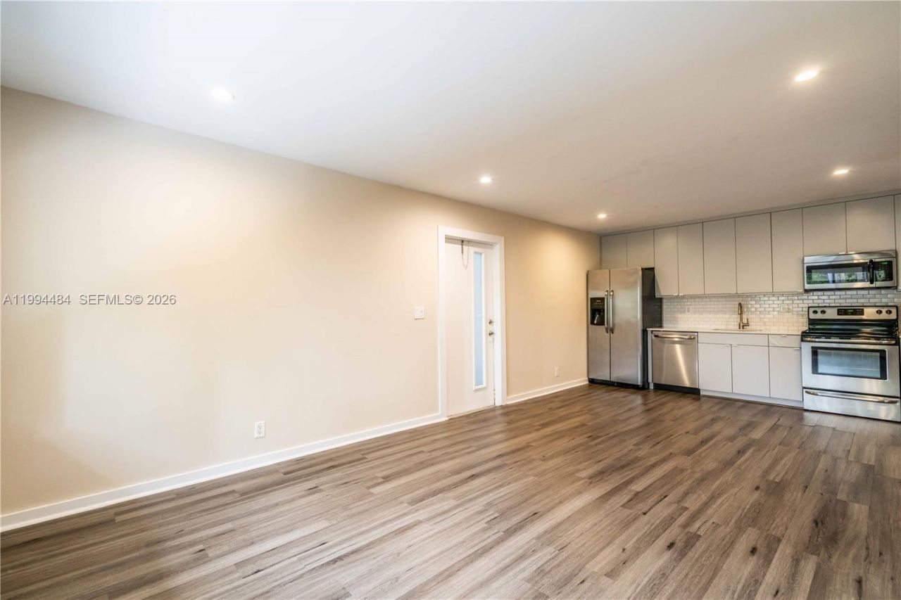 2400 NE 26th St, Unit 6, Fort Lauderdale, FL 33305 Photo