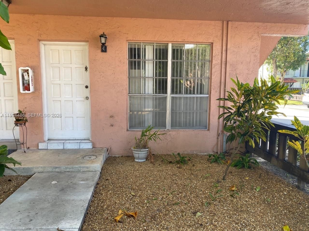 10764 N Kendall Dr , Unit I1, Miami, FL 33176 Photo