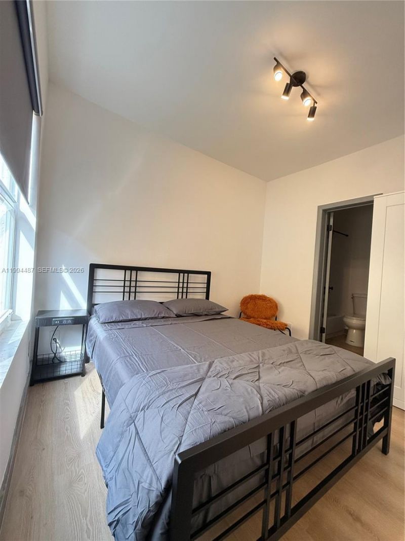 1320 Drexel Ave , Unit 302, Miami Beach, FL 33139 Photo