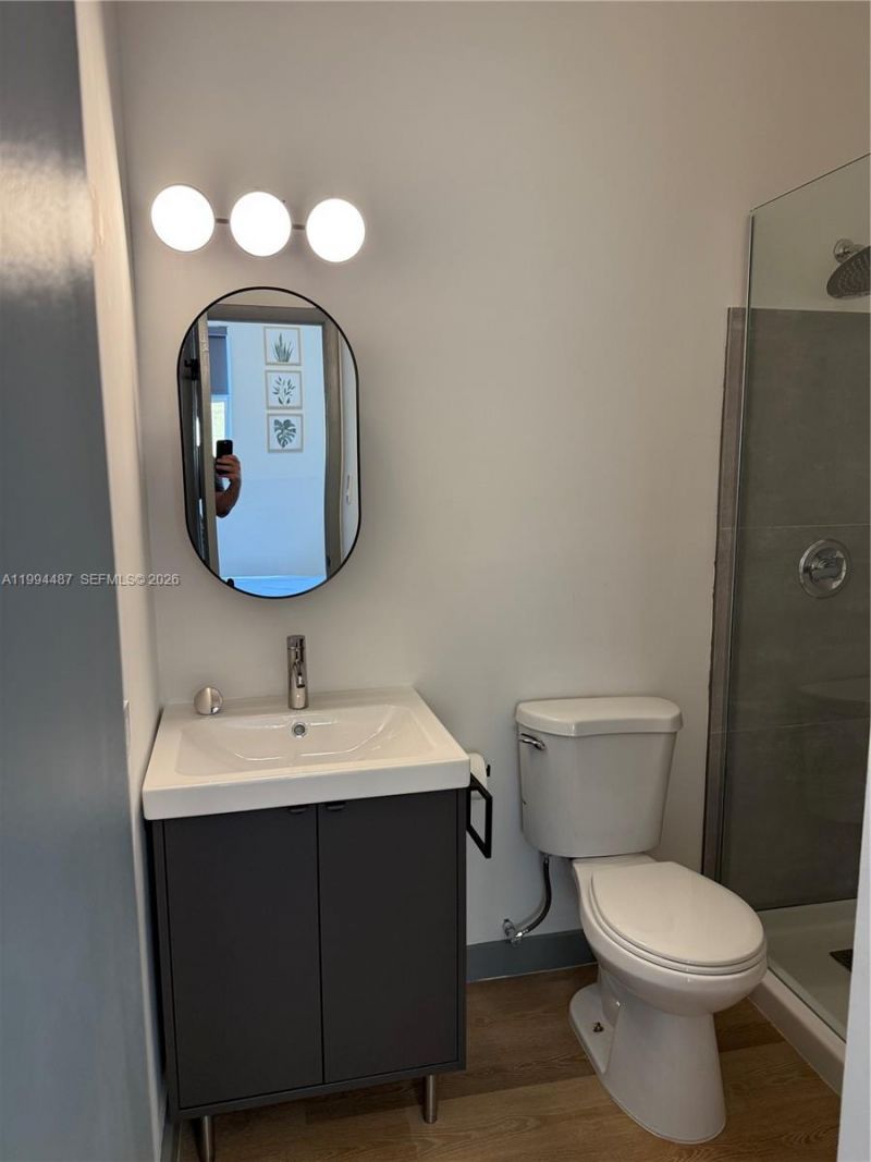 1320 Drexel Ave , Unit 302, Miami Beach, FL 33139 Photo