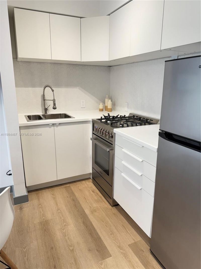 1320 Drexel Ave , Unit 302, Miami Beach, FL 33139 Photo