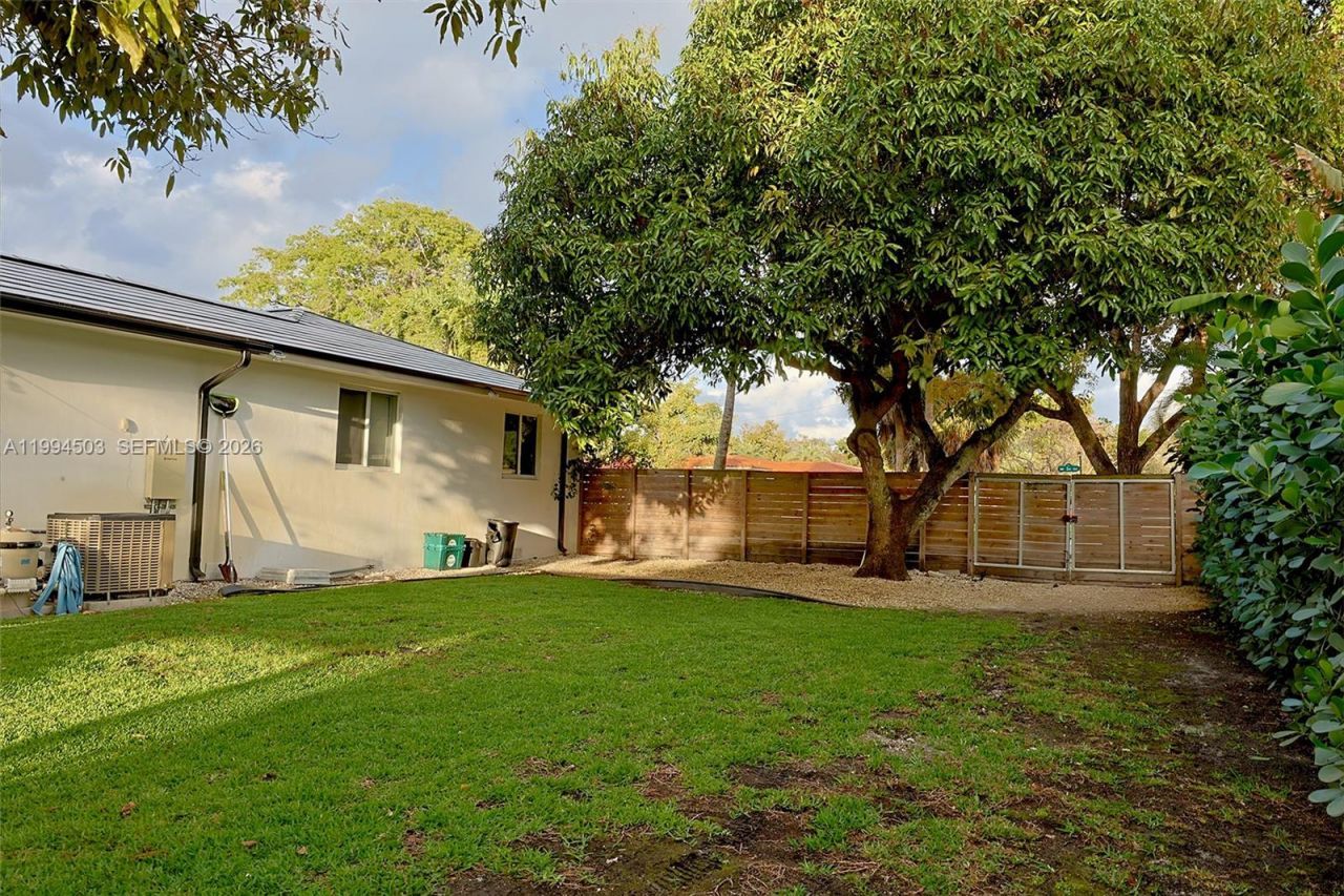 10804 NW 2nd Ave , Miami Shores, FL 33168 Photo