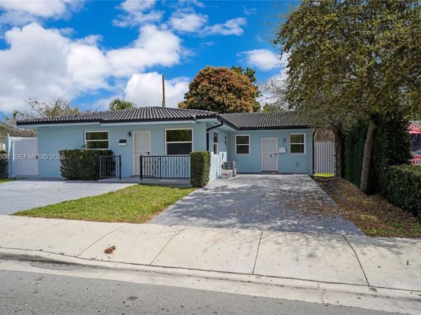 1239 SW 22nd Ave , Miami, FL 33135