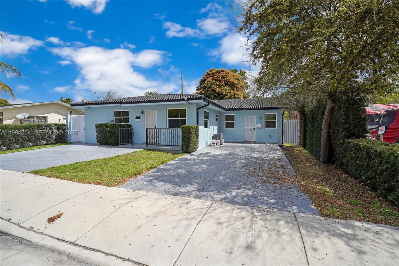 1239 SW 22nd Ave , Miami, FL 33135 Photo