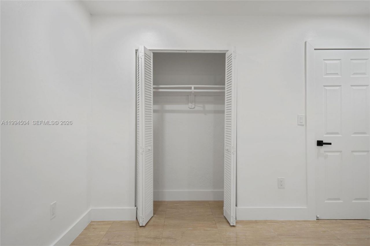 1239 SW 22nd Ave , Miami, FL 33135 Photo