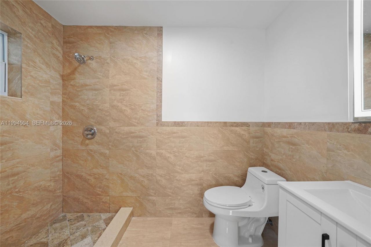 1239 SW 22nd Ave , Miami, FL 33135 Photo