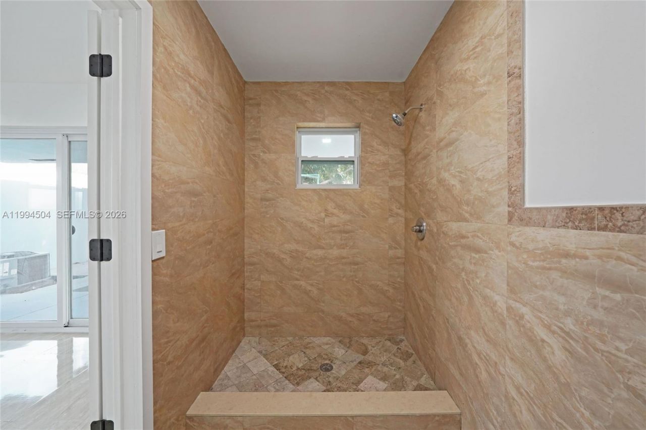 1239 SW 22nd Ave , Miami, FL 33135 Photo