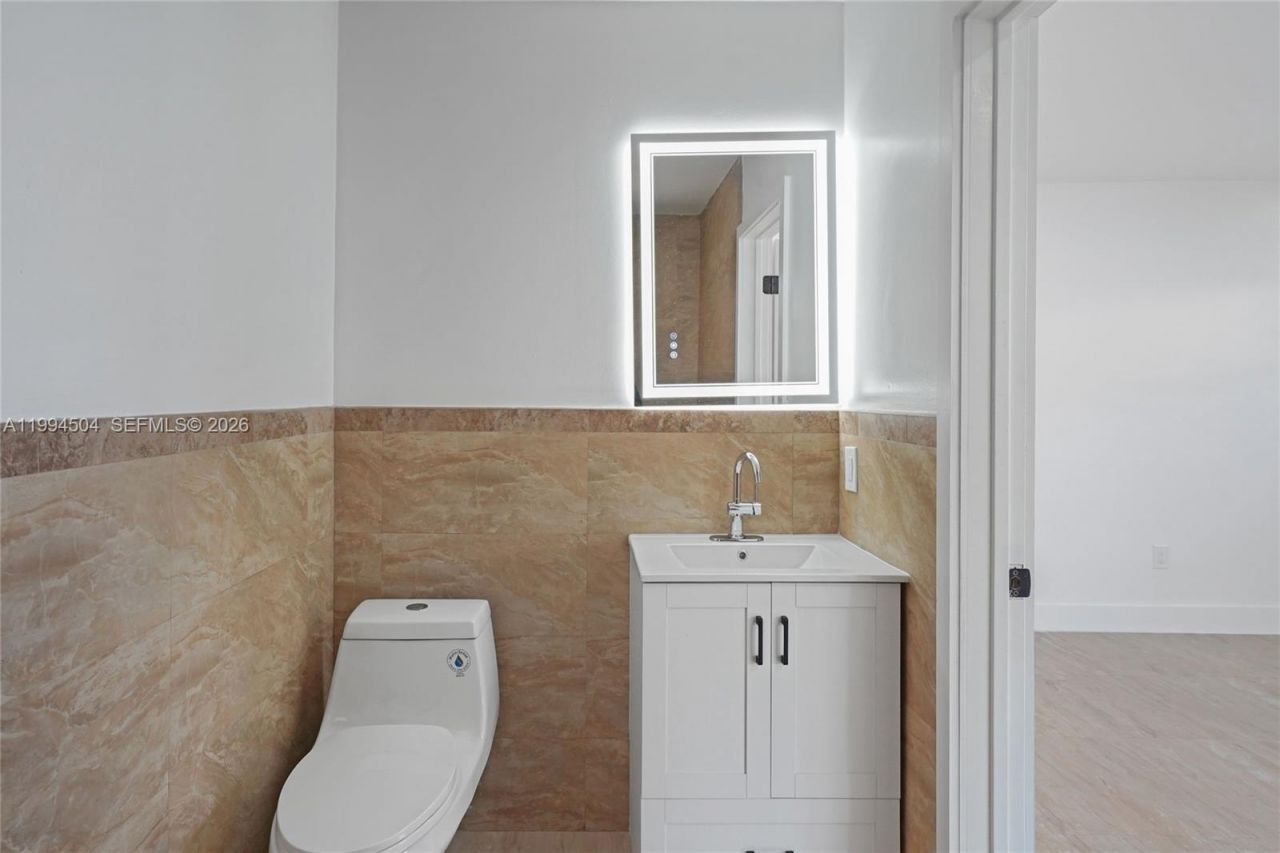 1239 SW 22nd Ave , Miami, FL 33135 Photo