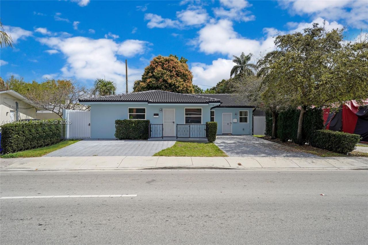 1239 SW 22nd Ave , Miami, FL 33135 Photo