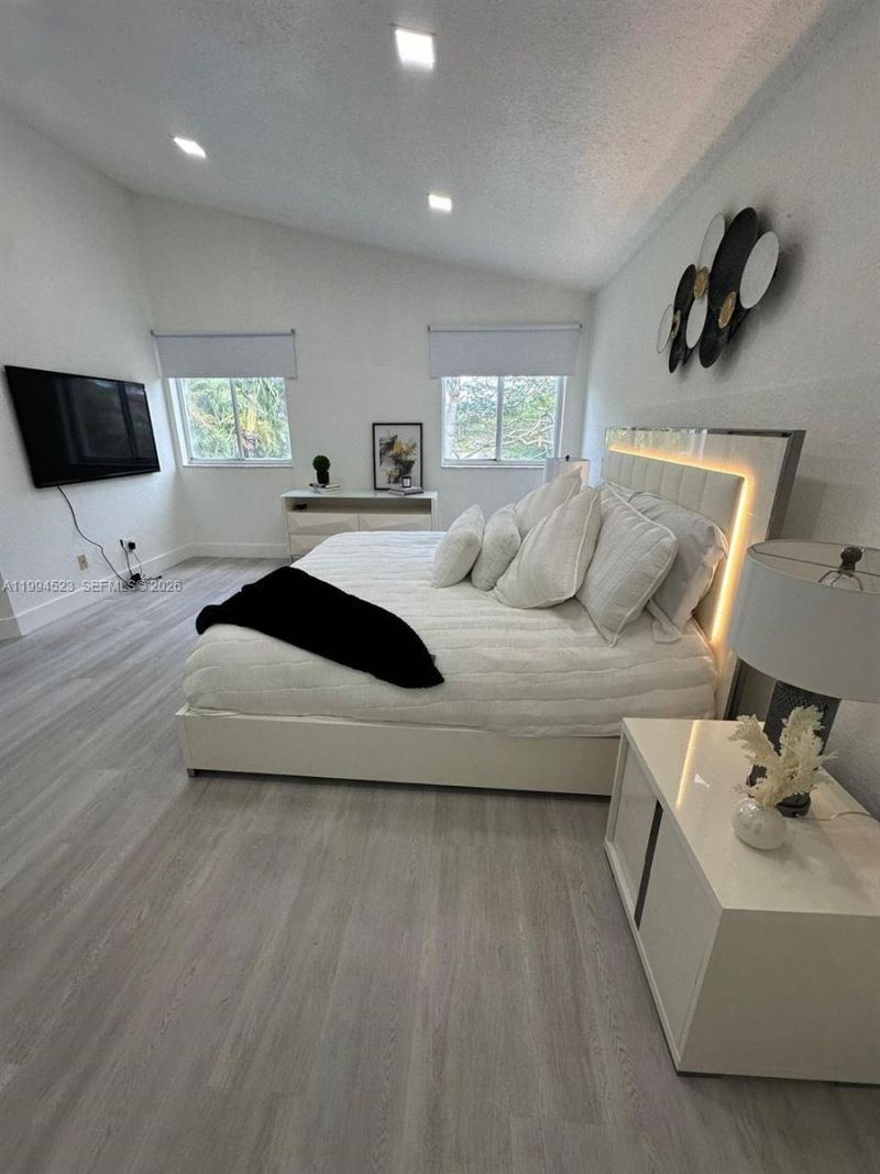 1607 SW 157th Ave, Pembroke Pines, FL 33027 Photo