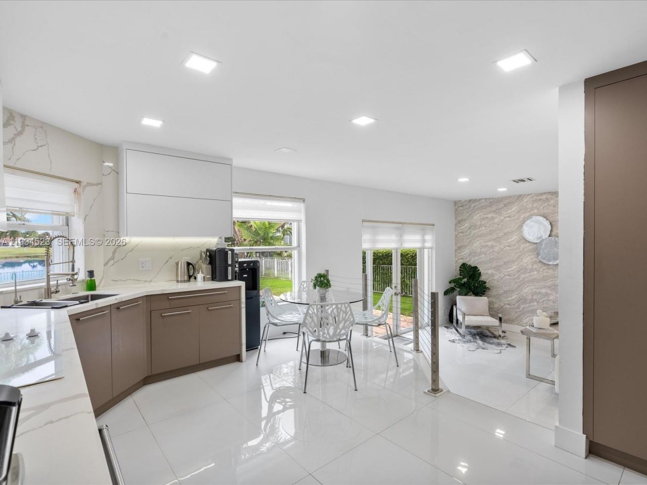 1607 SW 157th Ave, Pembroke Pines, FL 33027 Photo