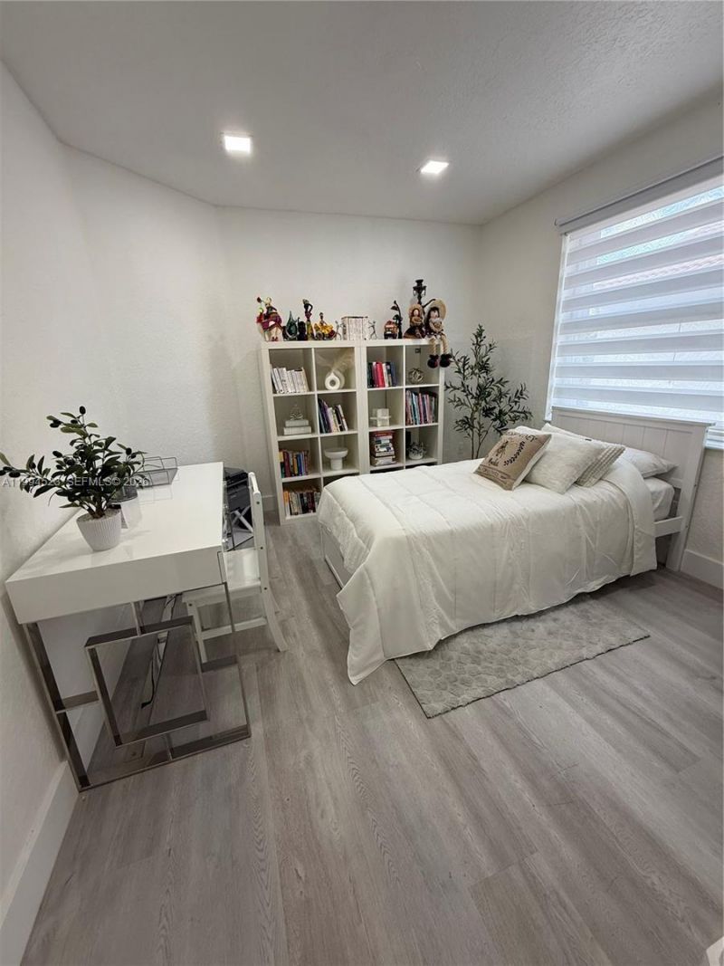 1607 SW 157th Ave, Pembroke Pines, FL 33027 Photo