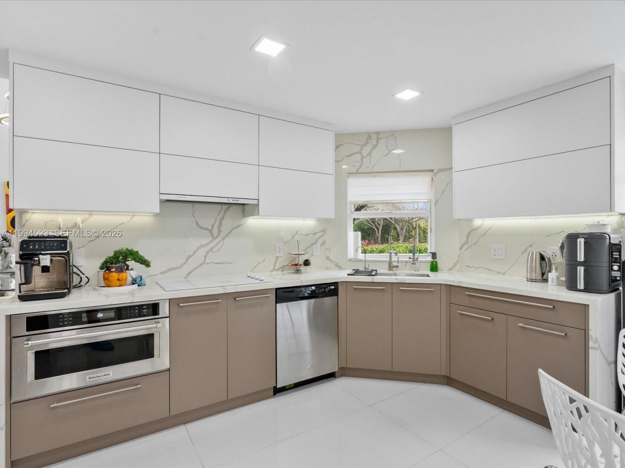 1607 SW 157th Ave, Pembroke Pines, FL 33027 Photo