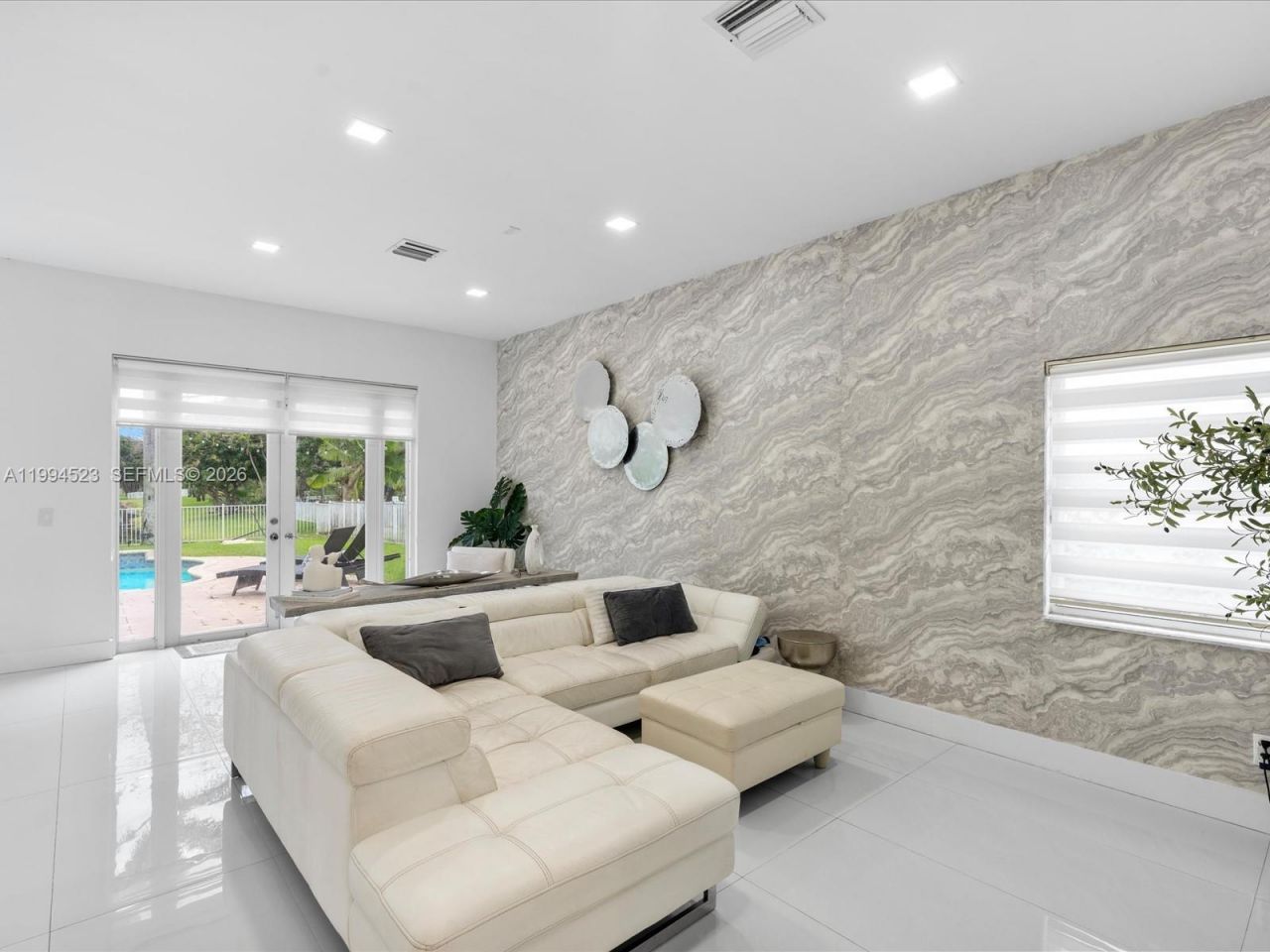 1607 SW 157th Ave, Pembroke Pines, FL 33027 Photo