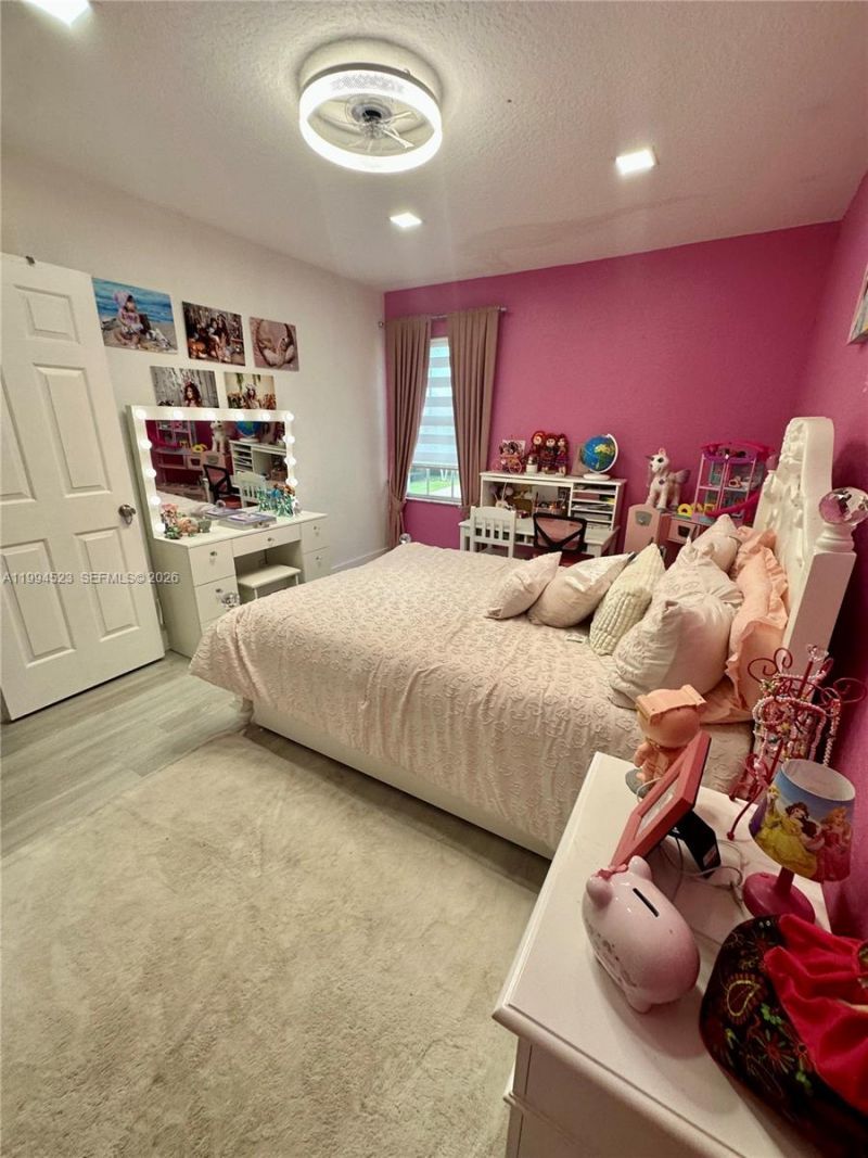 1607 SW 157th Ave, Pembroke Pines, FL 33027 Photo