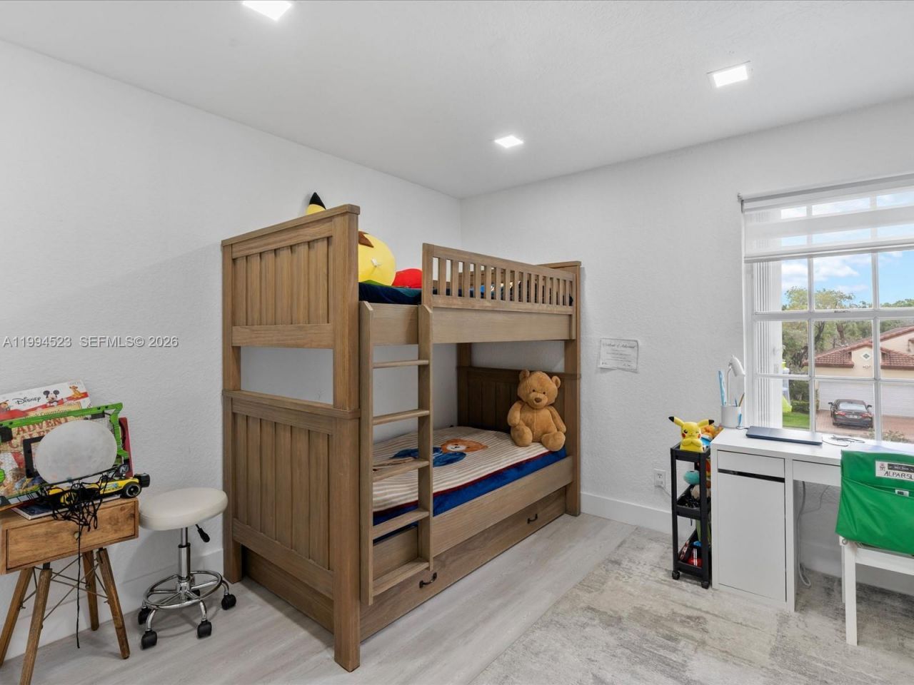 1607 SW 157th Ave, Pembroke Pines, FL 33027 Photo