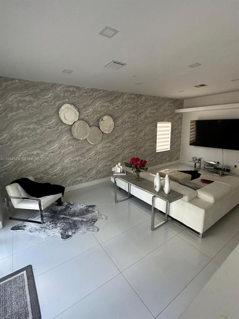 1607 SW 157th Ave, Pembroke Pines, FL 33027 Photo