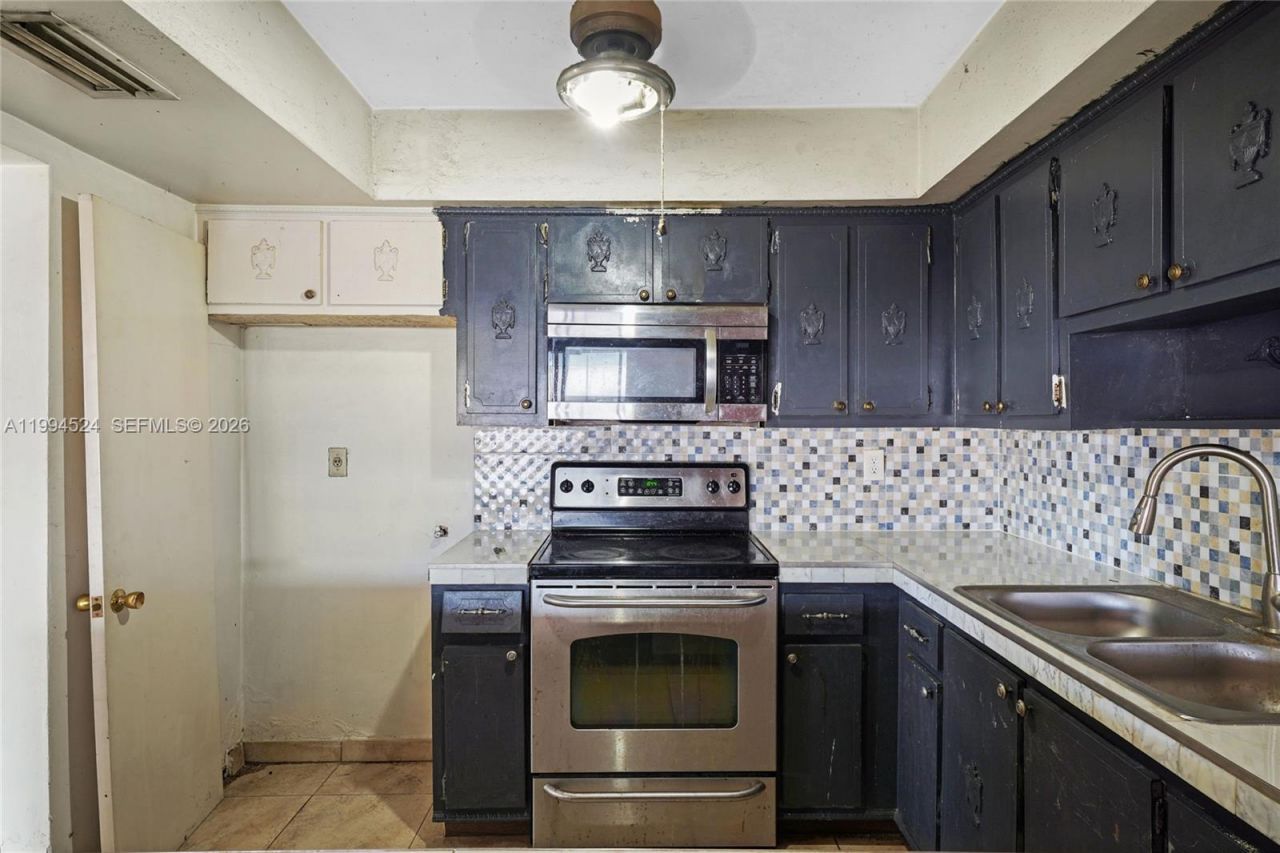 7205 W 2nd Ln , Hialeah, FL 33014 Photo