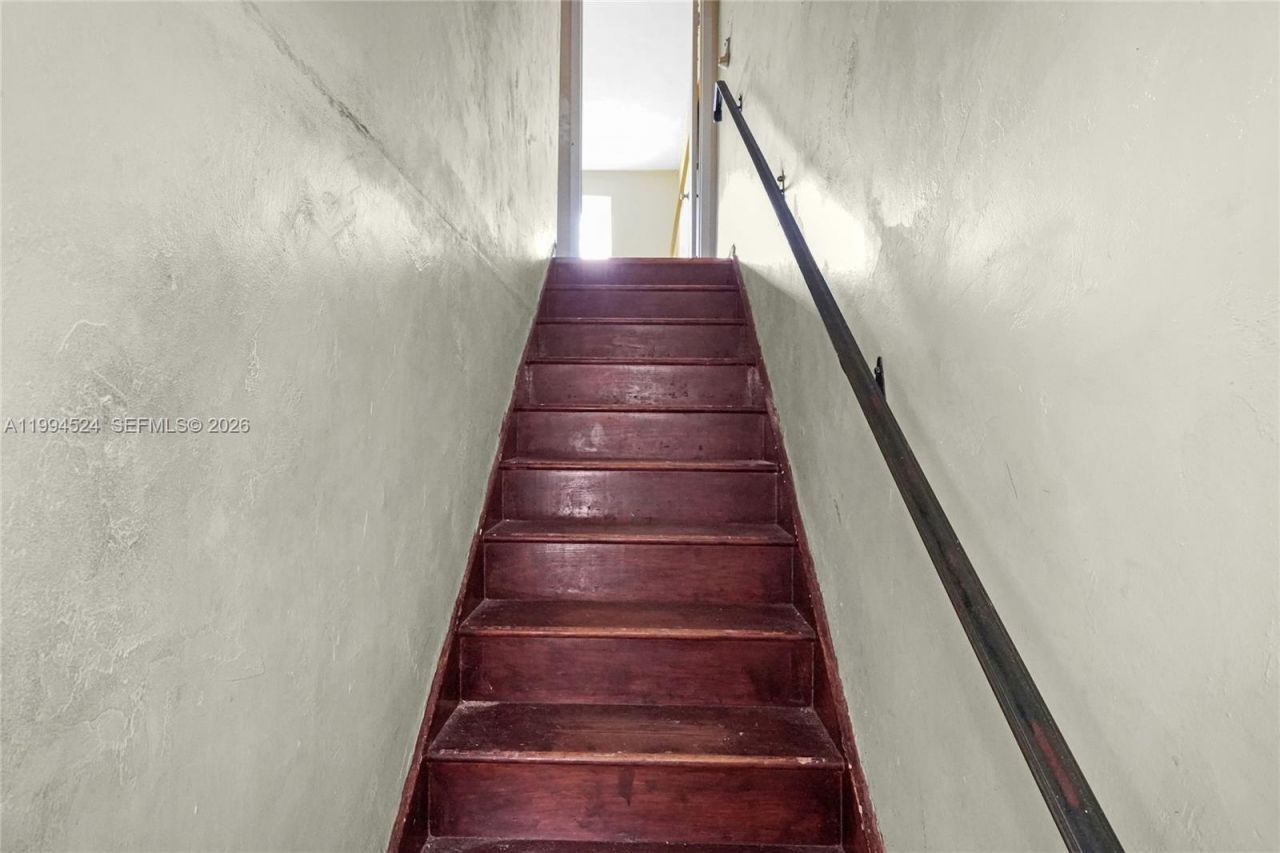 7205 W 2nd Ln , Hialeah, FL 33014 Photo