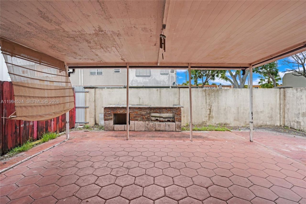 7205 W 2nd Ln , Hialeah, FL 33014 Photo