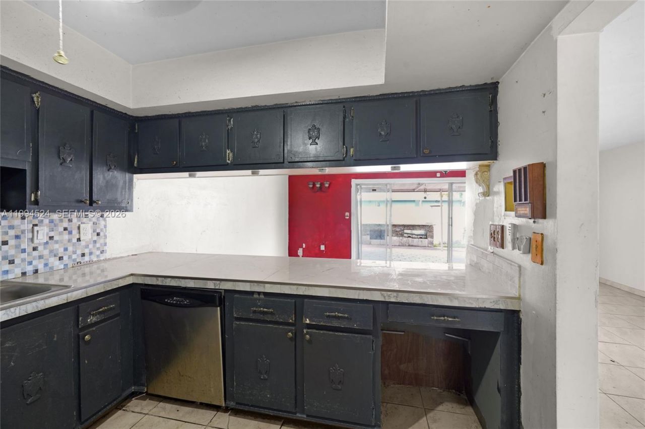 7205 W 2nd Ln , Hialeah, FL 33014 Photo