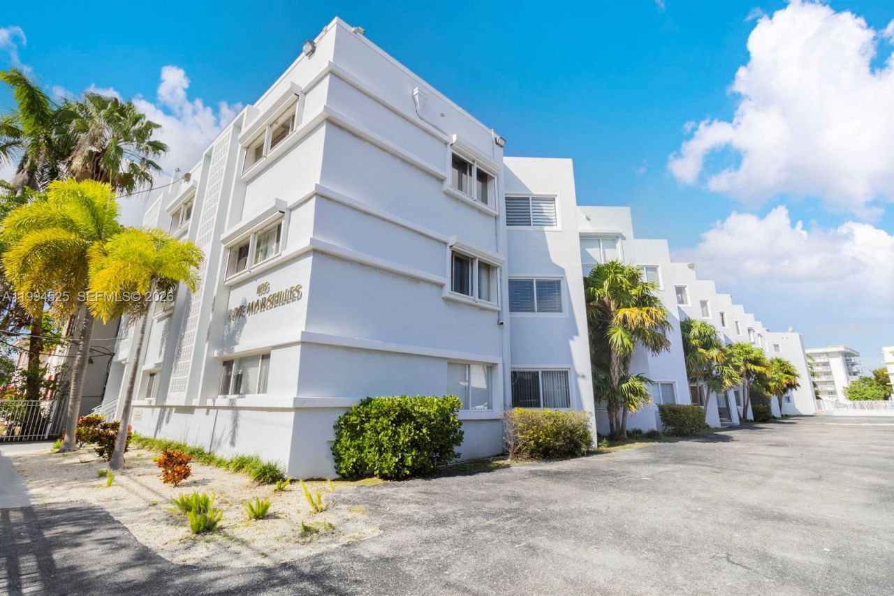 1185 Marseille Dr , Unit 101, Miami Beach, FL 33141 Photo