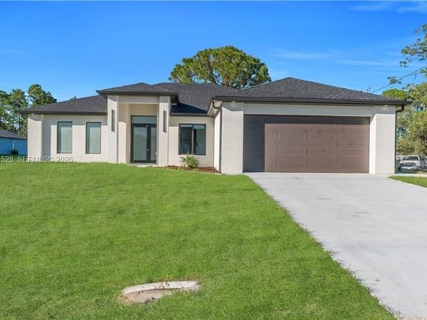 2806 Vera Ave S , Lehigh Acres, FL 33976