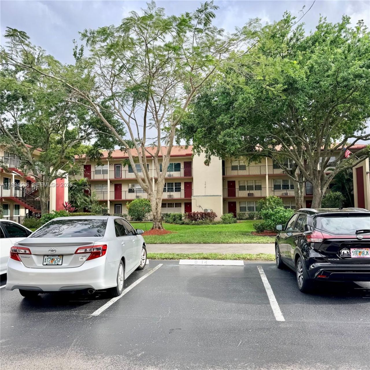 13300 SW 1st St, Unit 104O, Pembroke Pines, FL 33027 Main Photo
