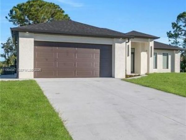 4028 26th ST SW , Lehigh Acres, FL 33976