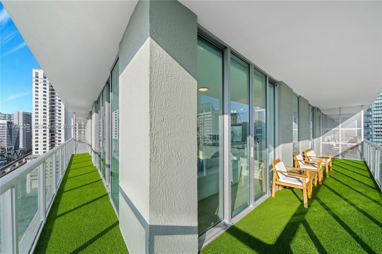 1111 SW 1st Ave, Unit 2114-N, Miami, FL 33130 Photo