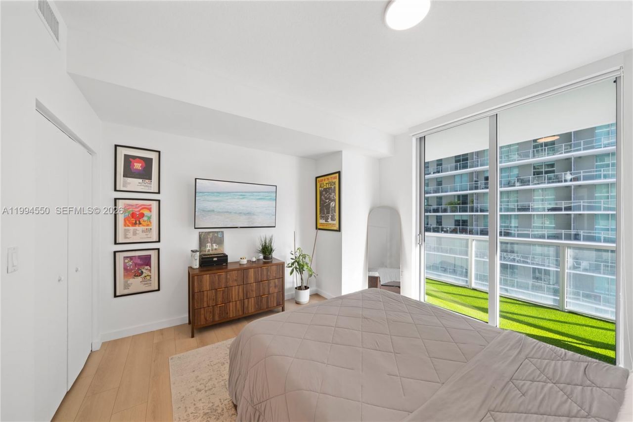 1111 SW 1st Ave, Unit 2114-N, Miami, FL 33130 Photo