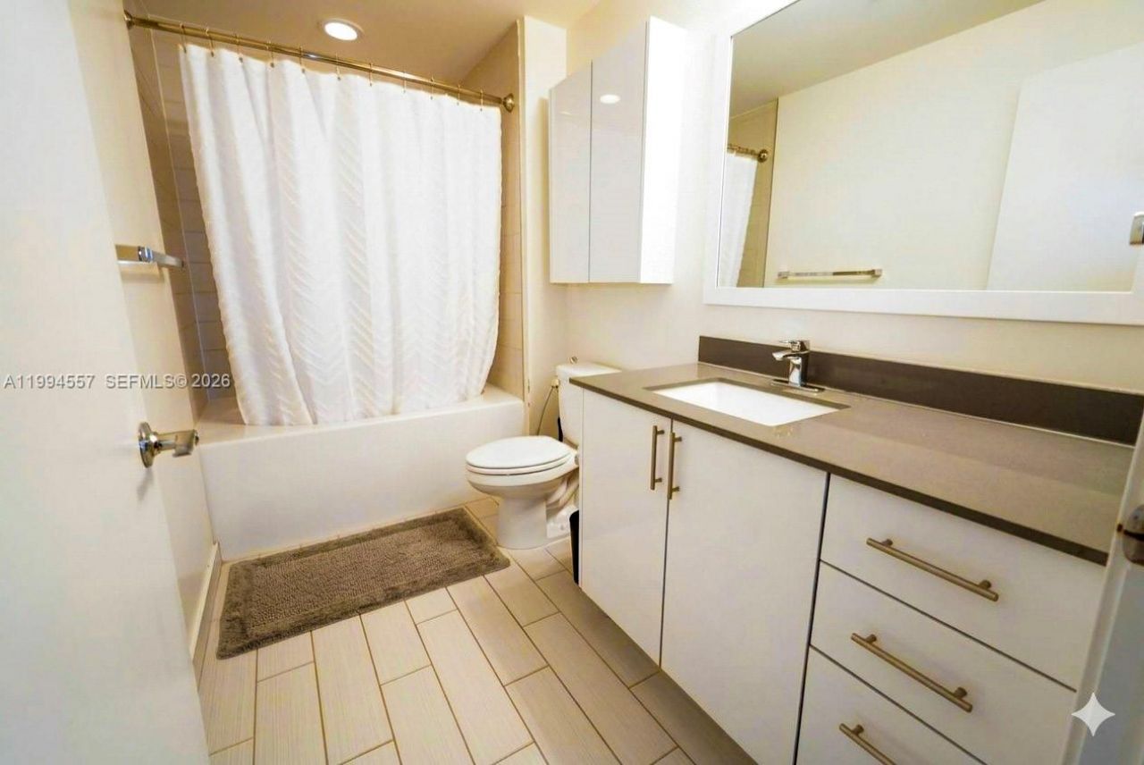999 SW 1st Ave, Unit 2201, Miami, FL 33130 Photo