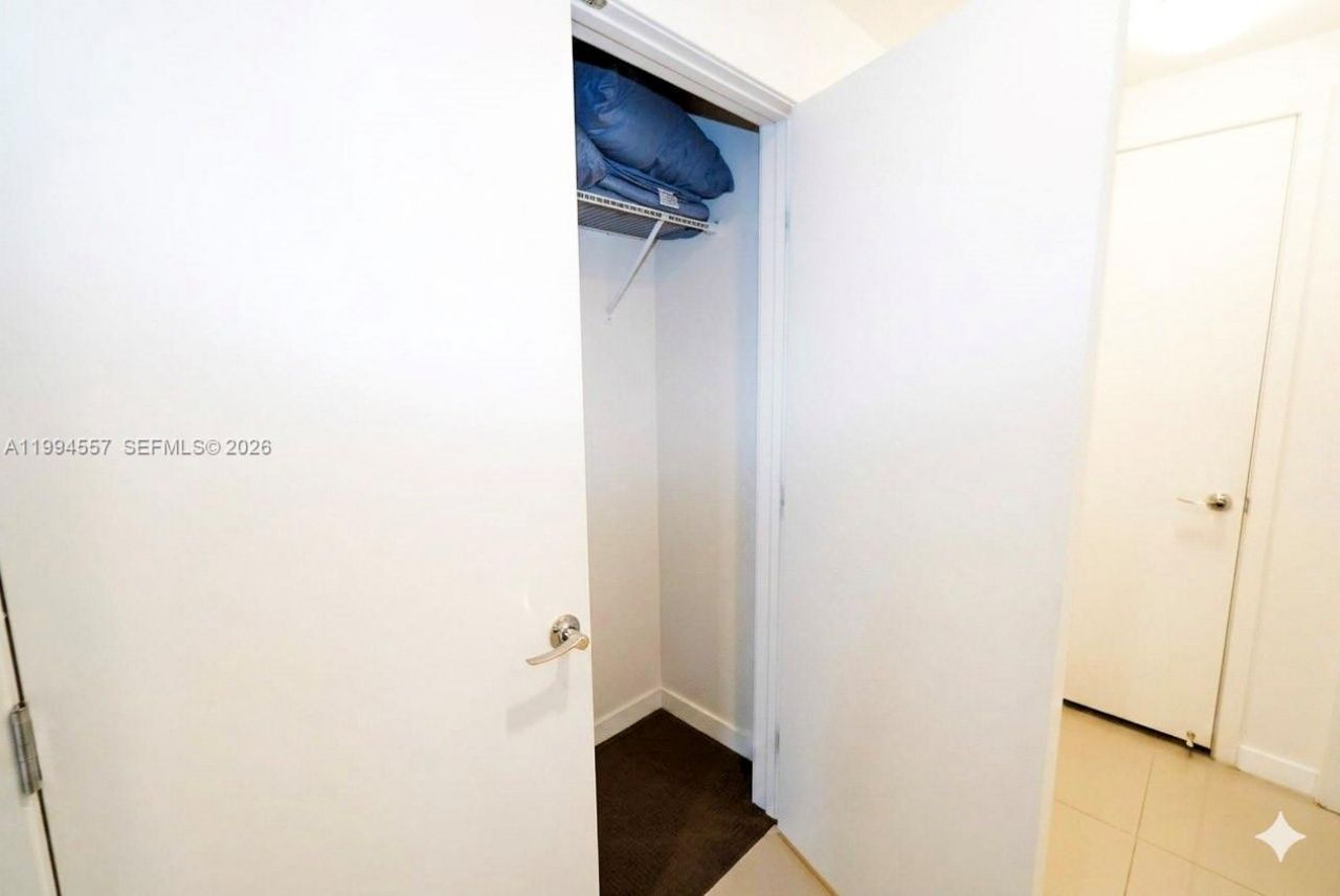 999 SW 1st Ave, Unit 2201, Miami, FL 33130 Photo